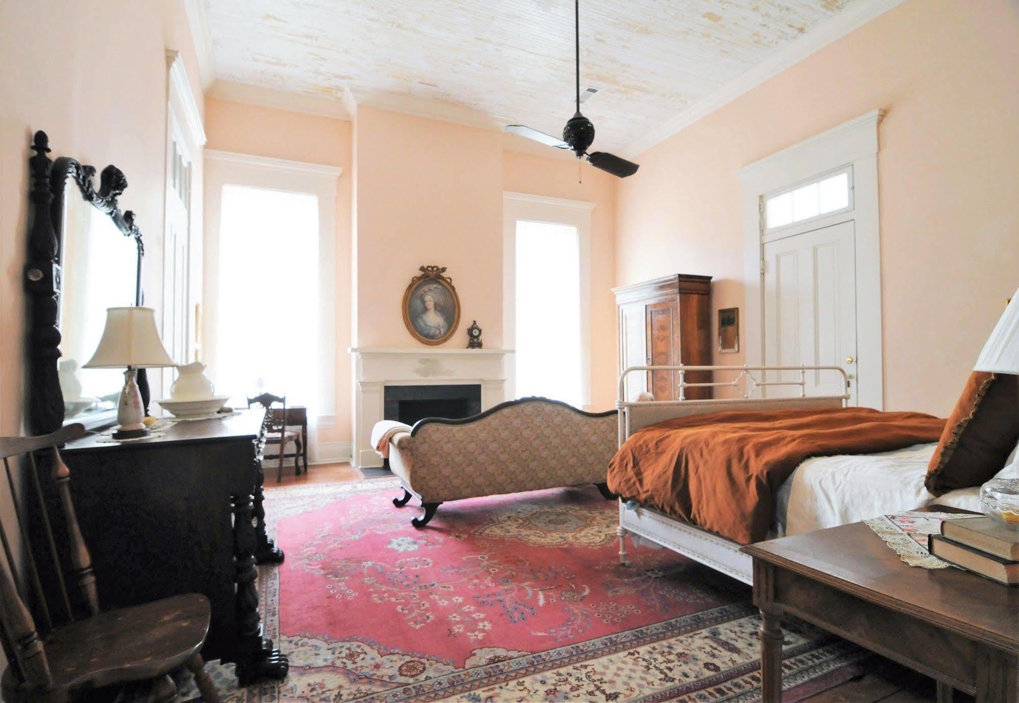 Bed and Breakfast Belmont Plantation, Est 1857 à Greenville Extérieur photo