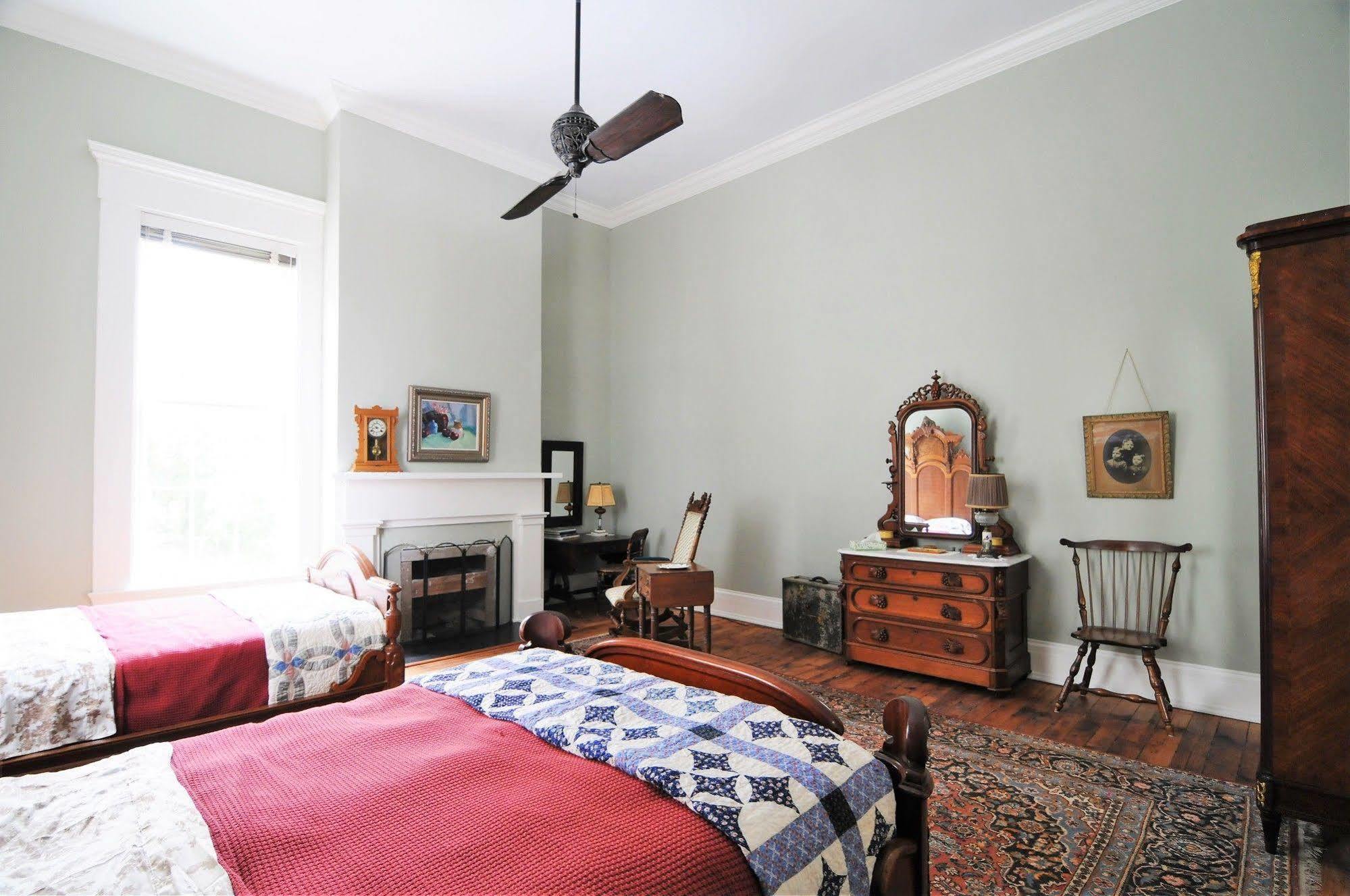 Bed and Breakfast Belmont Plantation, Est 1857 à Greenville Extérieur photo